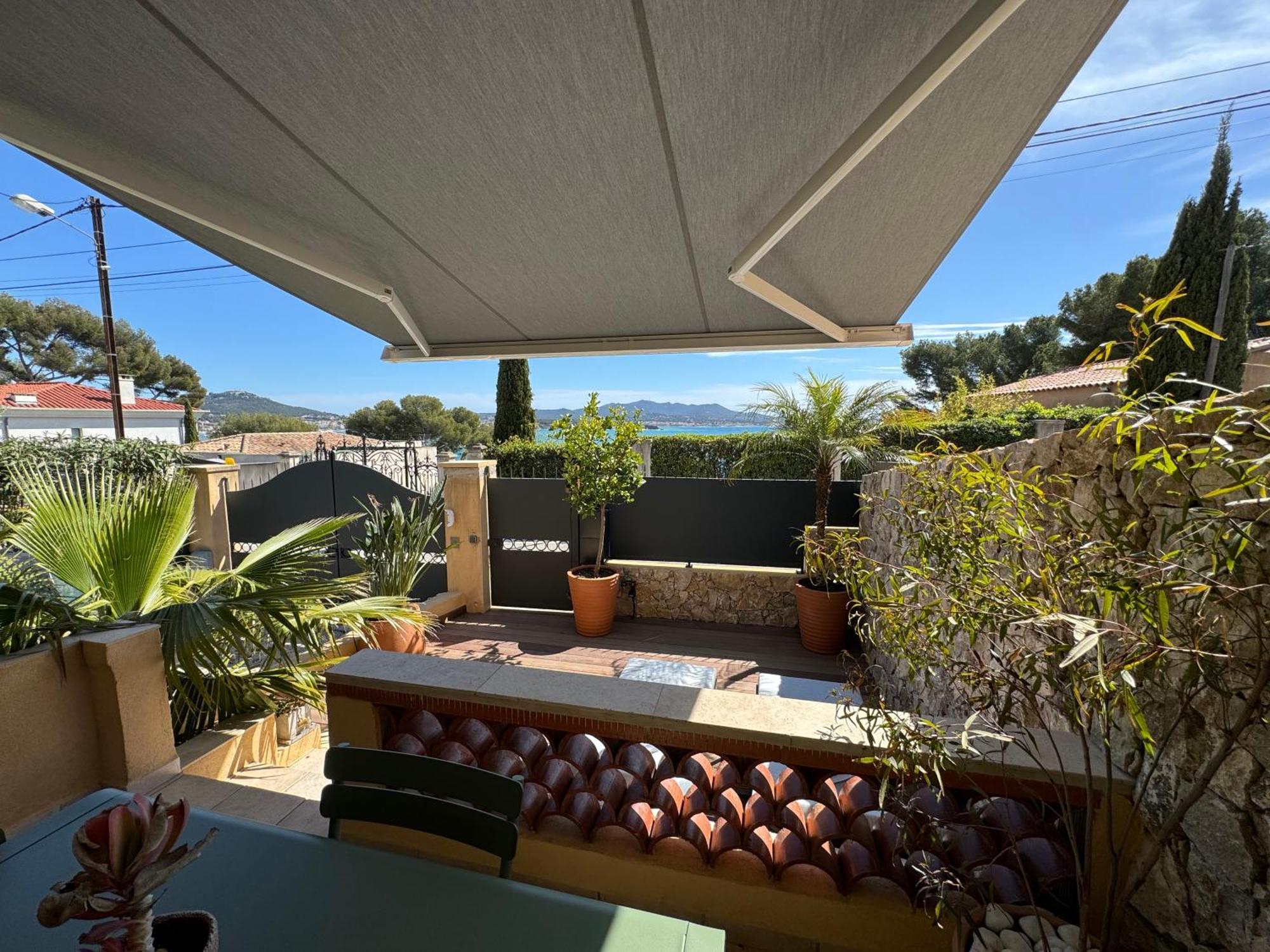Confortable T2 Vue Mer Avec Terrasse Amenagee Et Parking Prive, Plage Et Port A Pied Sanary-sur-Mer Eksteriør billede