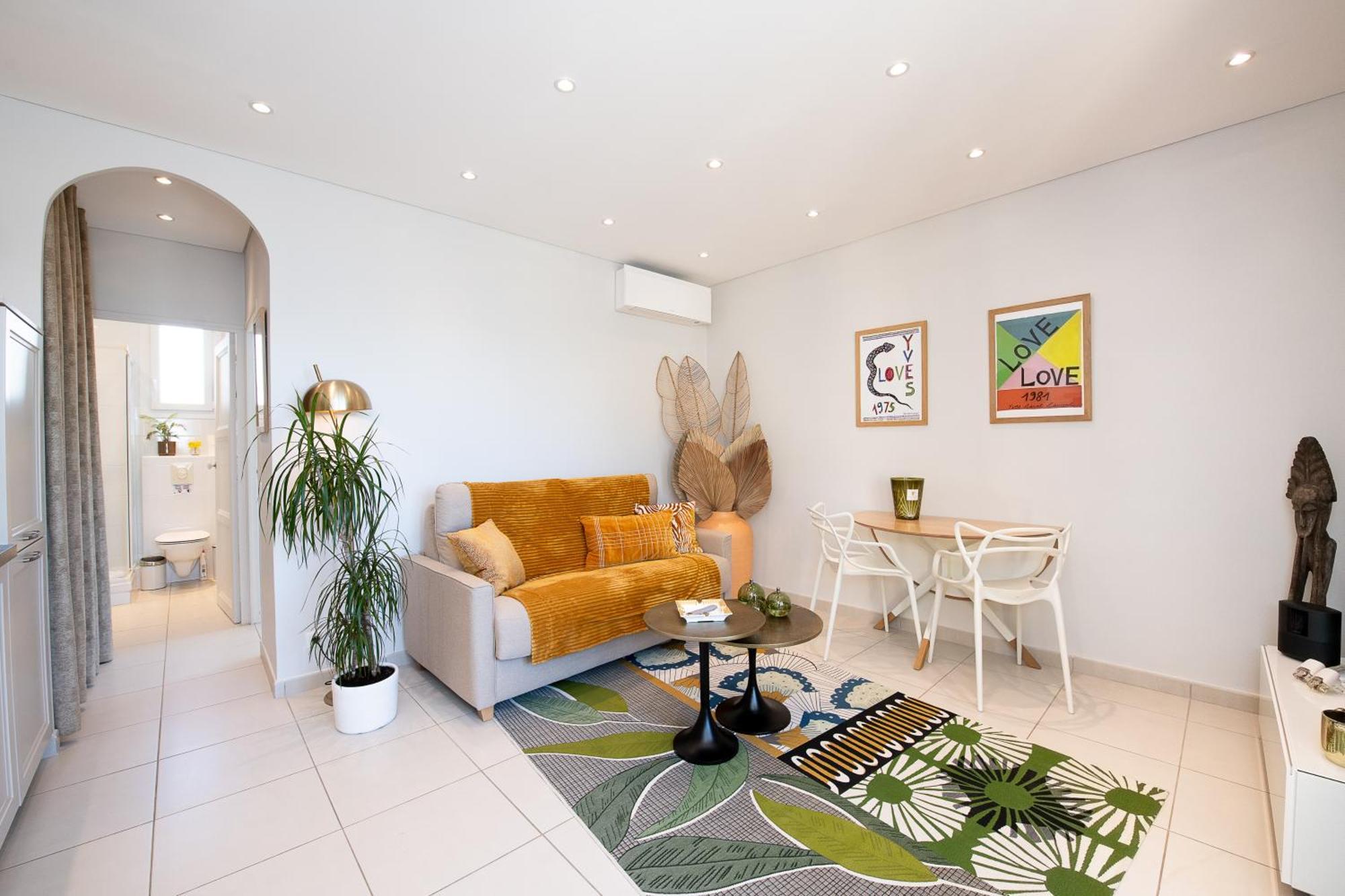 Confortable T2 Vue Mer Avec Terrasse Amenagee Et Parking Prive, Plage Et Port A Pied Sanary-sur-Mer Eksteriør billede